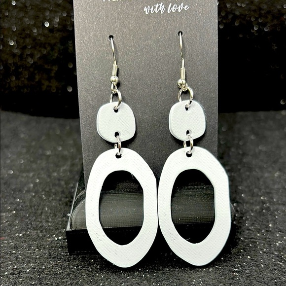The Orbit Hook Earrings - Picture 1 of 4
